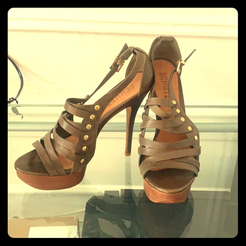 3 1/2 in stilettos. Brazilian leather. Never worn